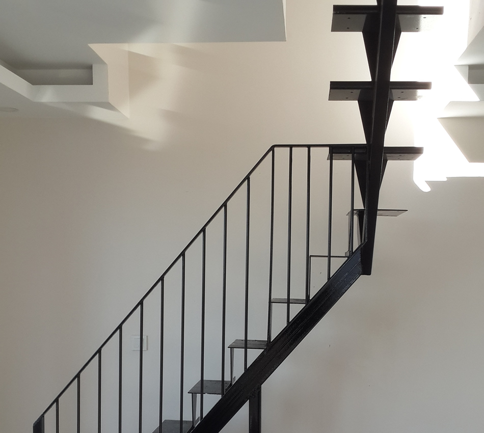 Nevon Ferforje Uygulamaları - Ferforje Demir, Bina Giriş Kapısı, Bahçe Kapısı, Garaj Kapısı, Balkon Korkuluk, Duvar Üstü Korkuluk, Ferforje Mimarisi