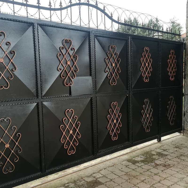 Nevon Ferforje Uygulamaları - Ferforje Demir, Bina Giriş Kapısı, Bahçe Kapısı, Garaj Kapısı, Balkon Korkuluk, Duvar Üstü Korkuluk, Ferforje Mimarisi