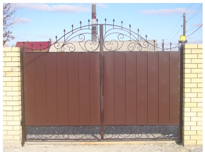 Nevon Ferforje Bahçe Kapısı, Raylı Kapı, Garaj Kapısı, Bina Giriş Kapısı