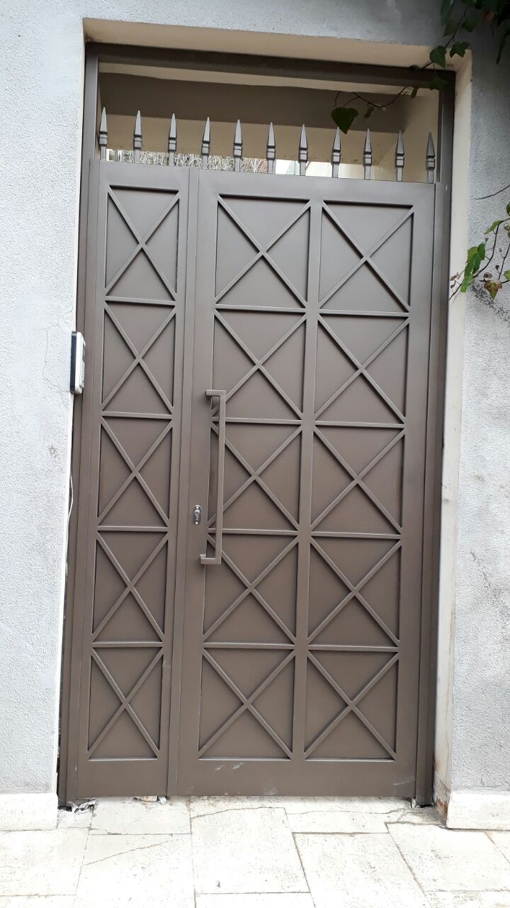 Nevon Ferforje Bina Giriş Kapısı