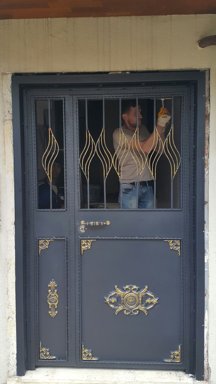 Nevon Ferforje Bina Giriş Kapısı