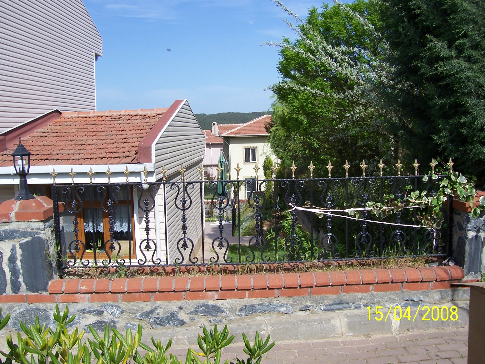 Nevon Ferforje Duvar Üstü Korkuluk