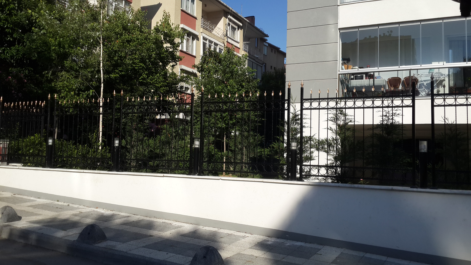 Nevon Ferforje Duvar Üstü Korkuluk