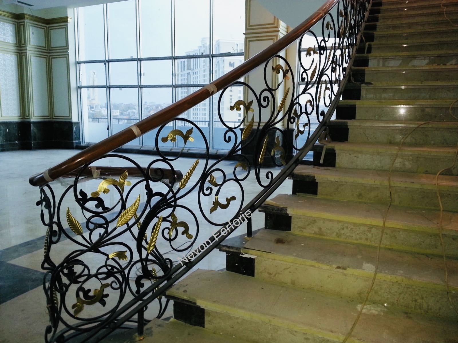 Nevon Ferforje Merdiven Korkuluk