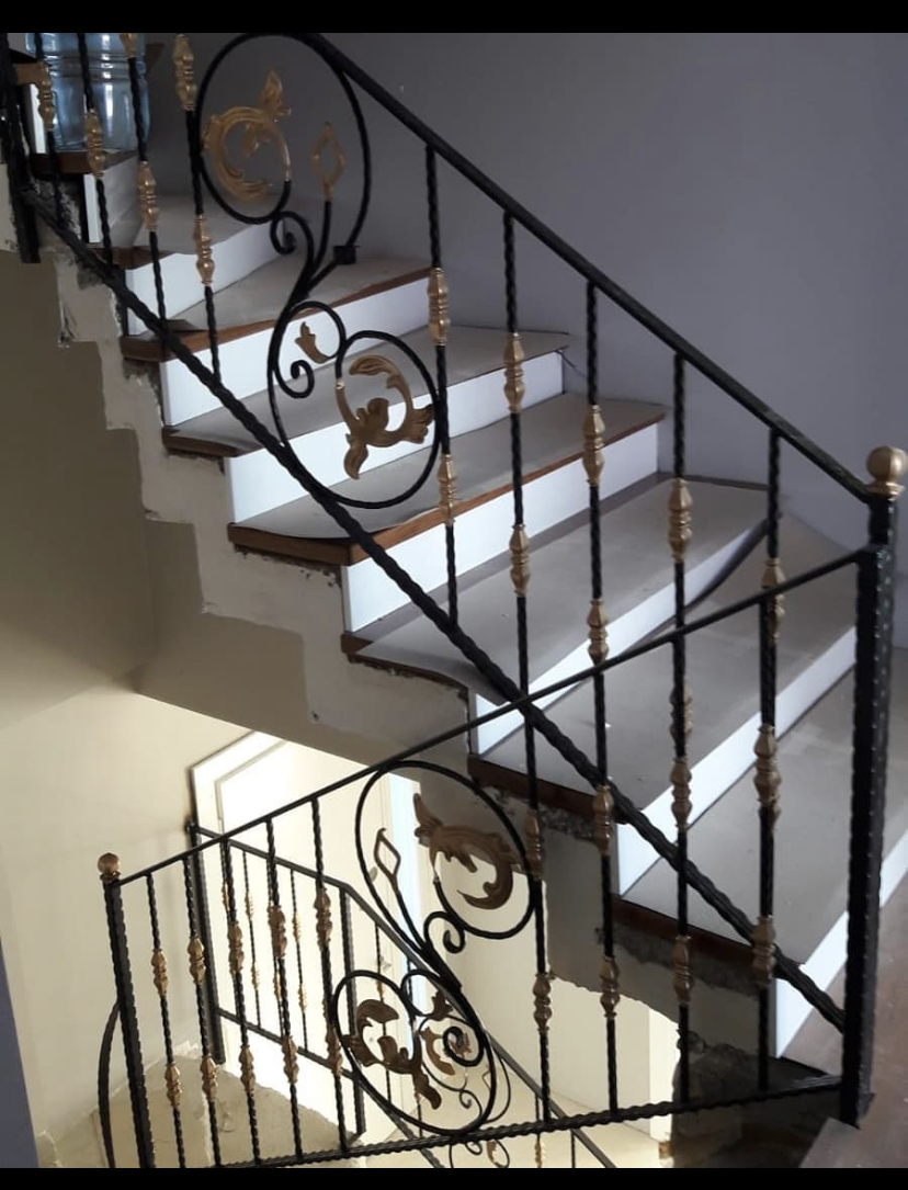 Nevon Ferforje Merdiven Korkuluk