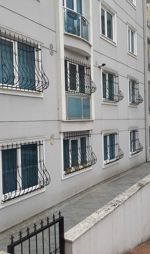 Nevon Ferforje Pencere Korkuluk