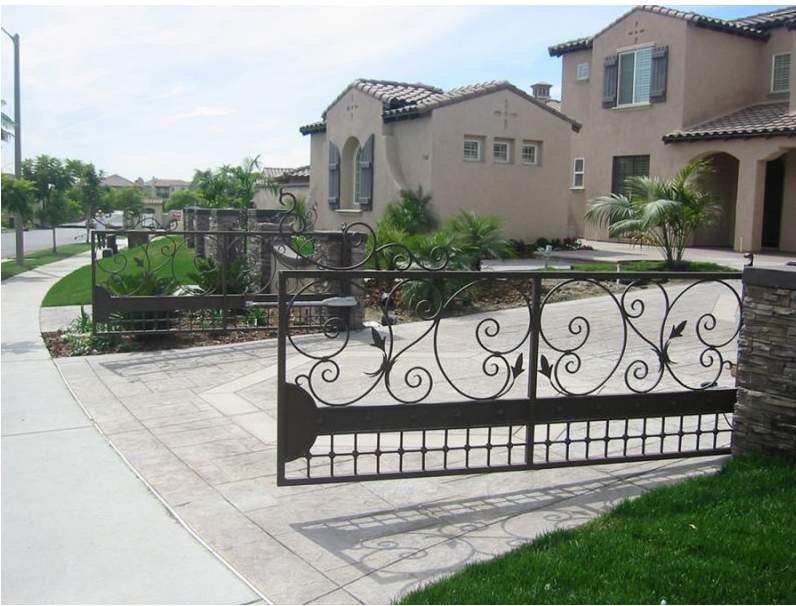 Nevon Ferforje Raylı Kapı