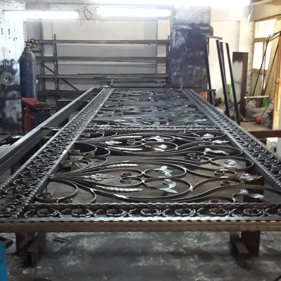 Nevon Ferforje Raylı Kapı